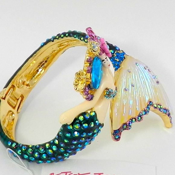 New Betsey Johnson Mermaid Hinged Bangle Bracelet - Picture 6 of 14